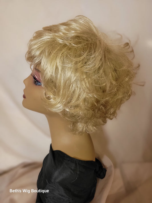 COLOR ME BEAUTIFUL by Paula Young in color 22