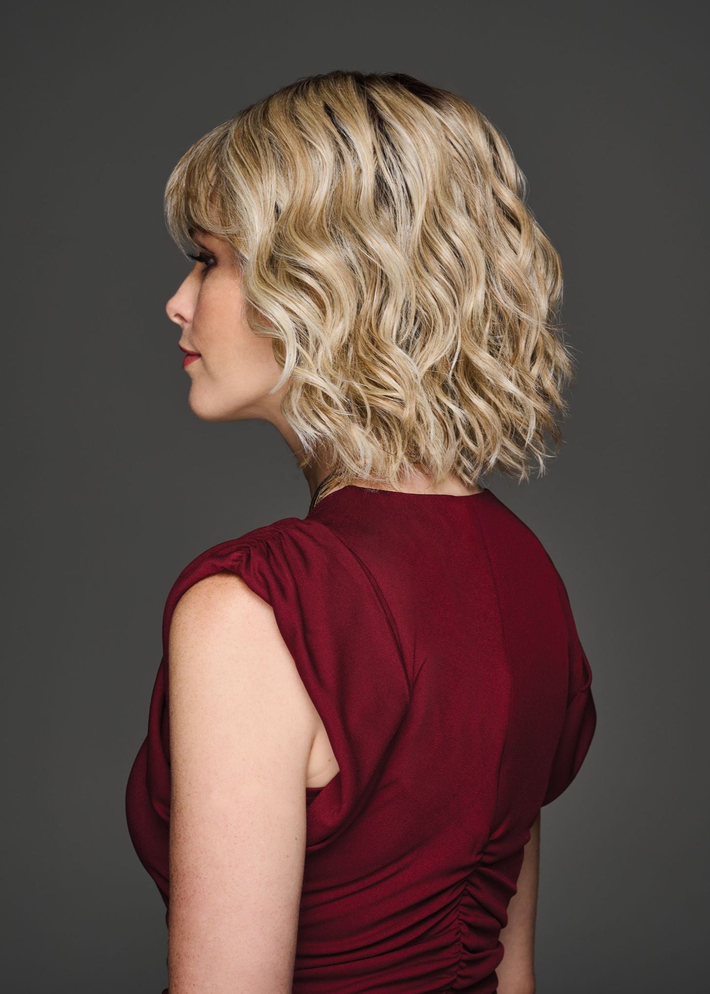 Conquer The Waves wig Gabor