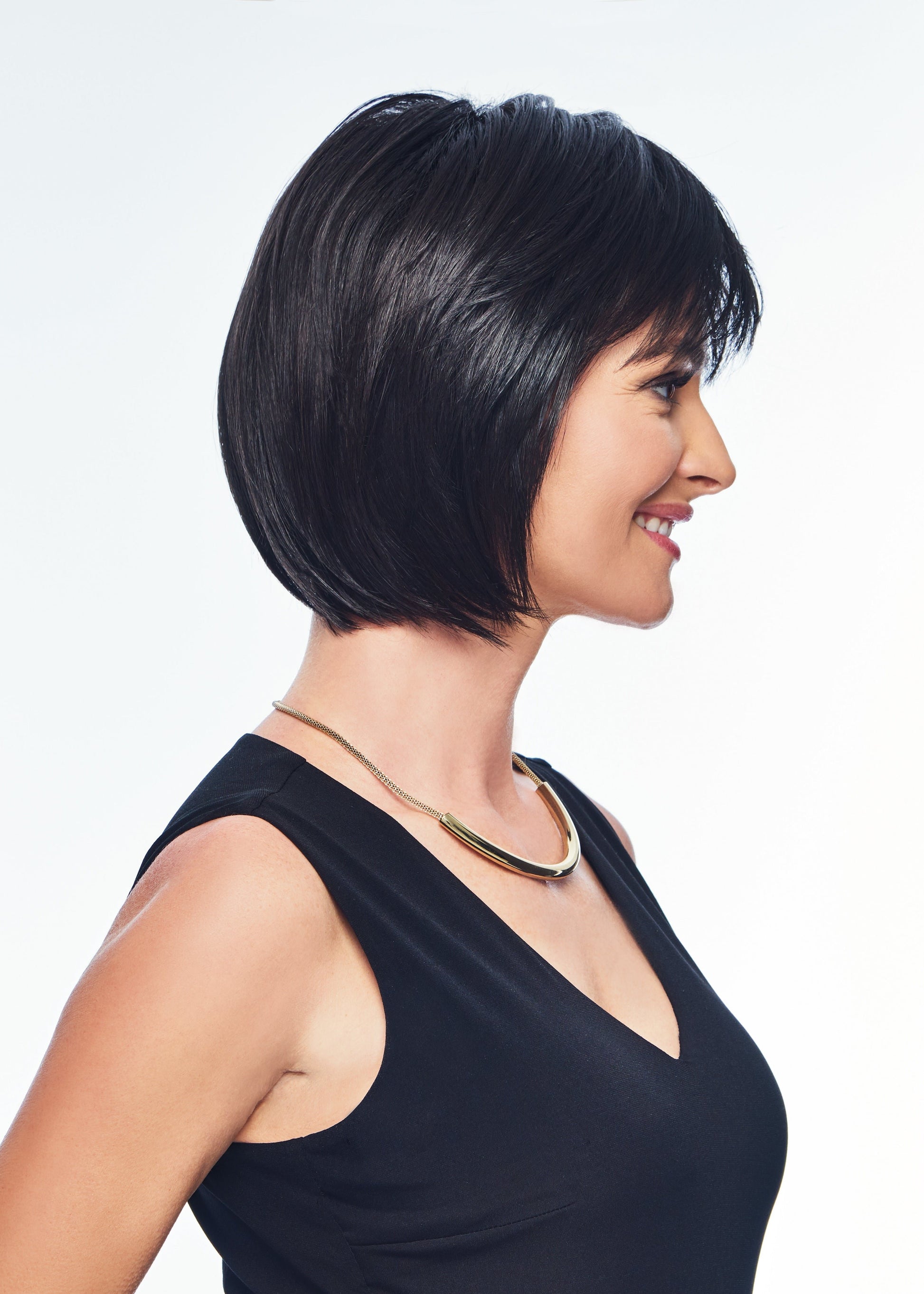 Seriously Sleek Bob wig by Hairdo