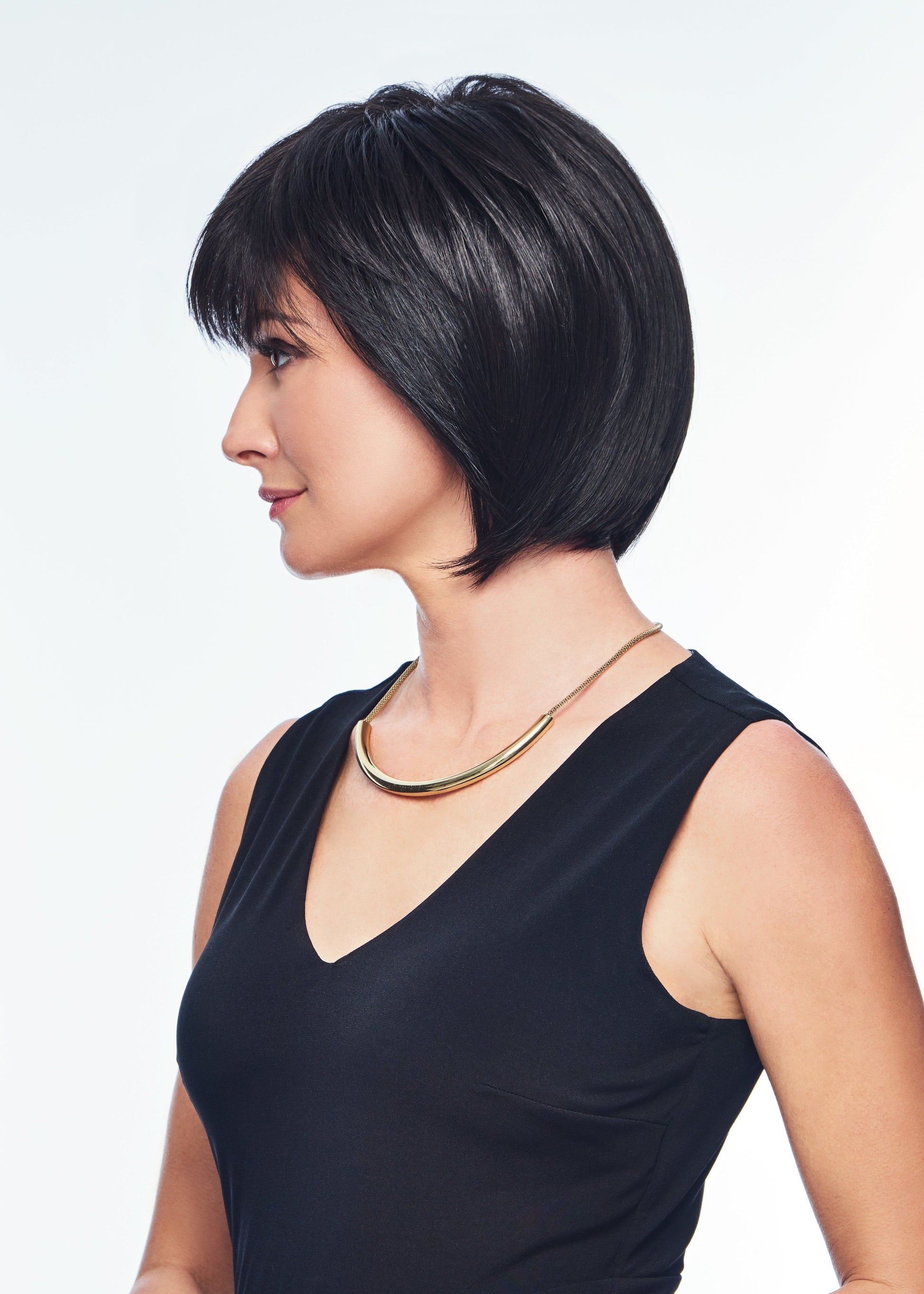 Seriously Sleek Bob wig by Hairdo