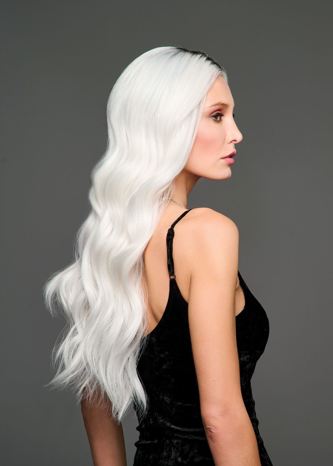 Ethereal Ice by Hairdo lace front mono part