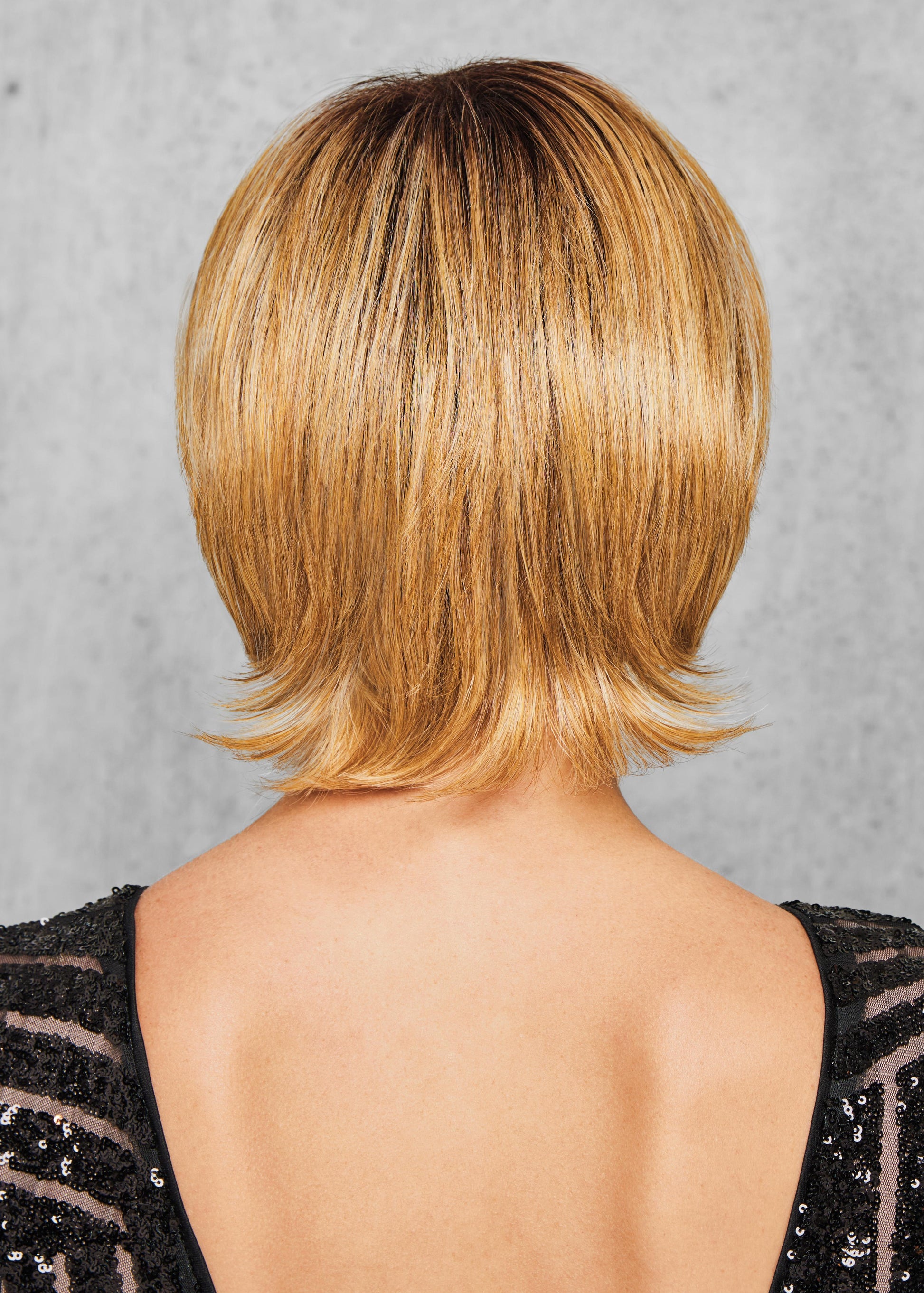 Vintage Volume wig by Hairdo