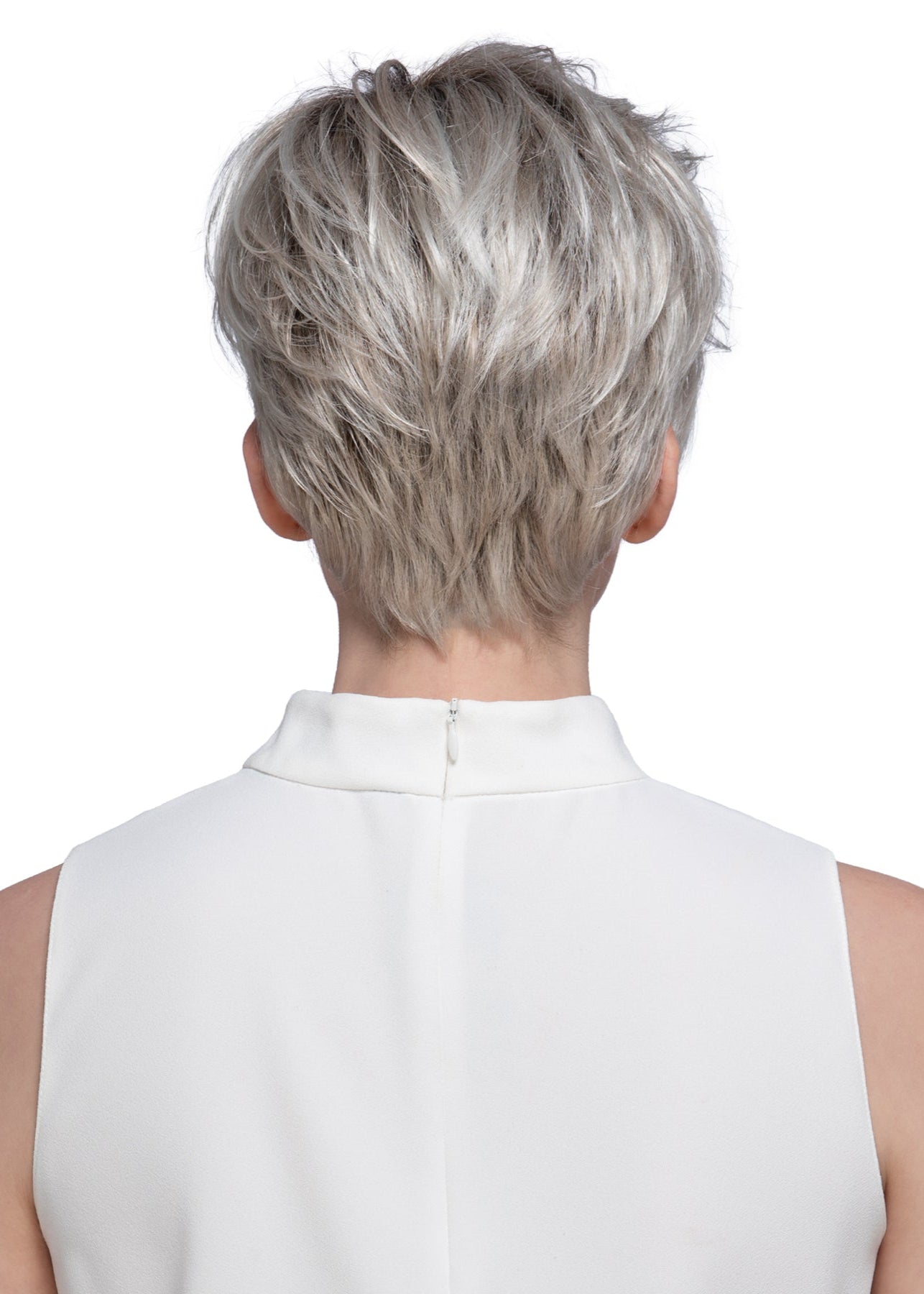 Petite Easton wig by Estetica in SILVERSUNRT8