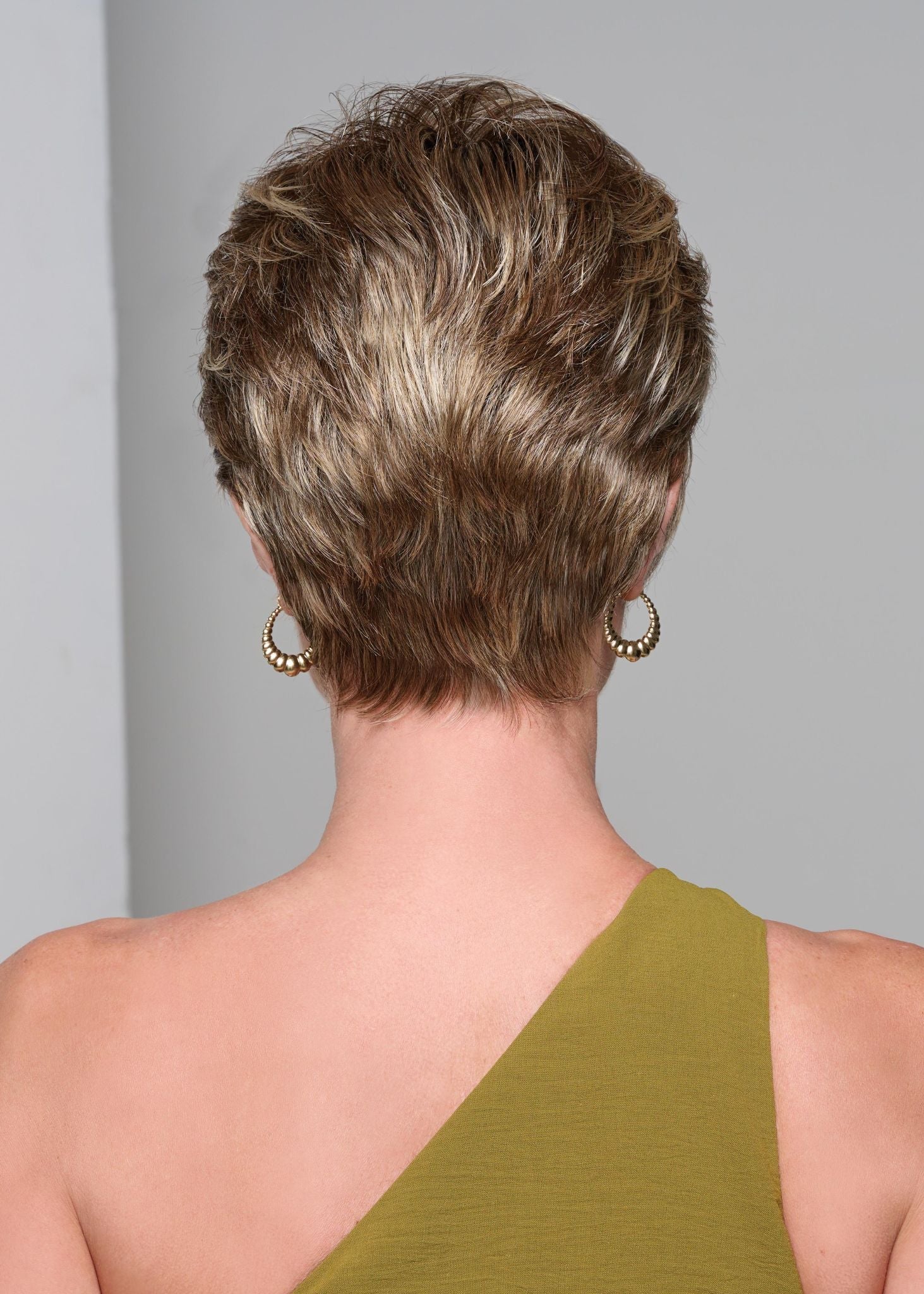 Winner Premium by Raquel Welch lace front SS Cappuccino