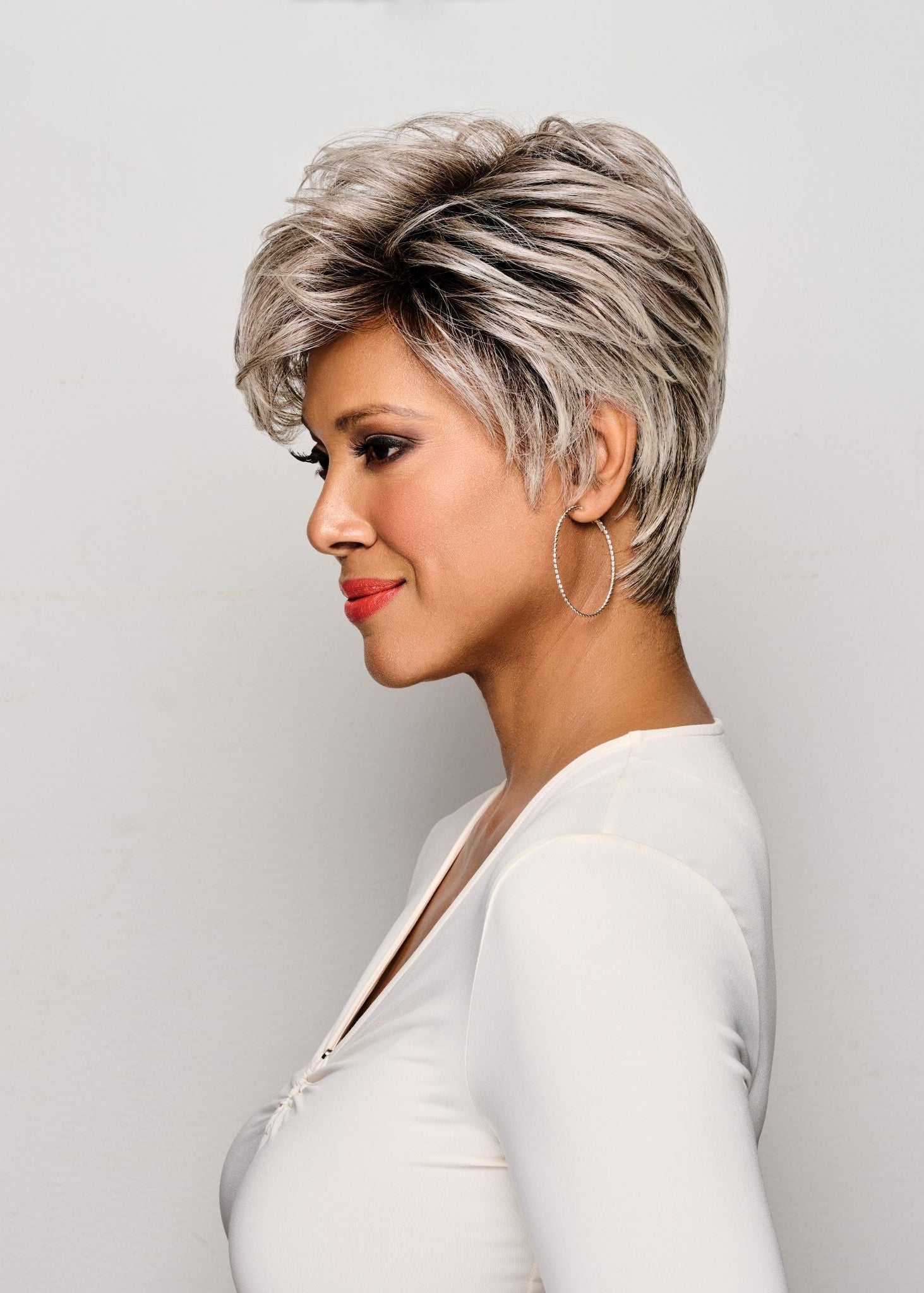 Simone wig by Kim Kimble Sweet Cream