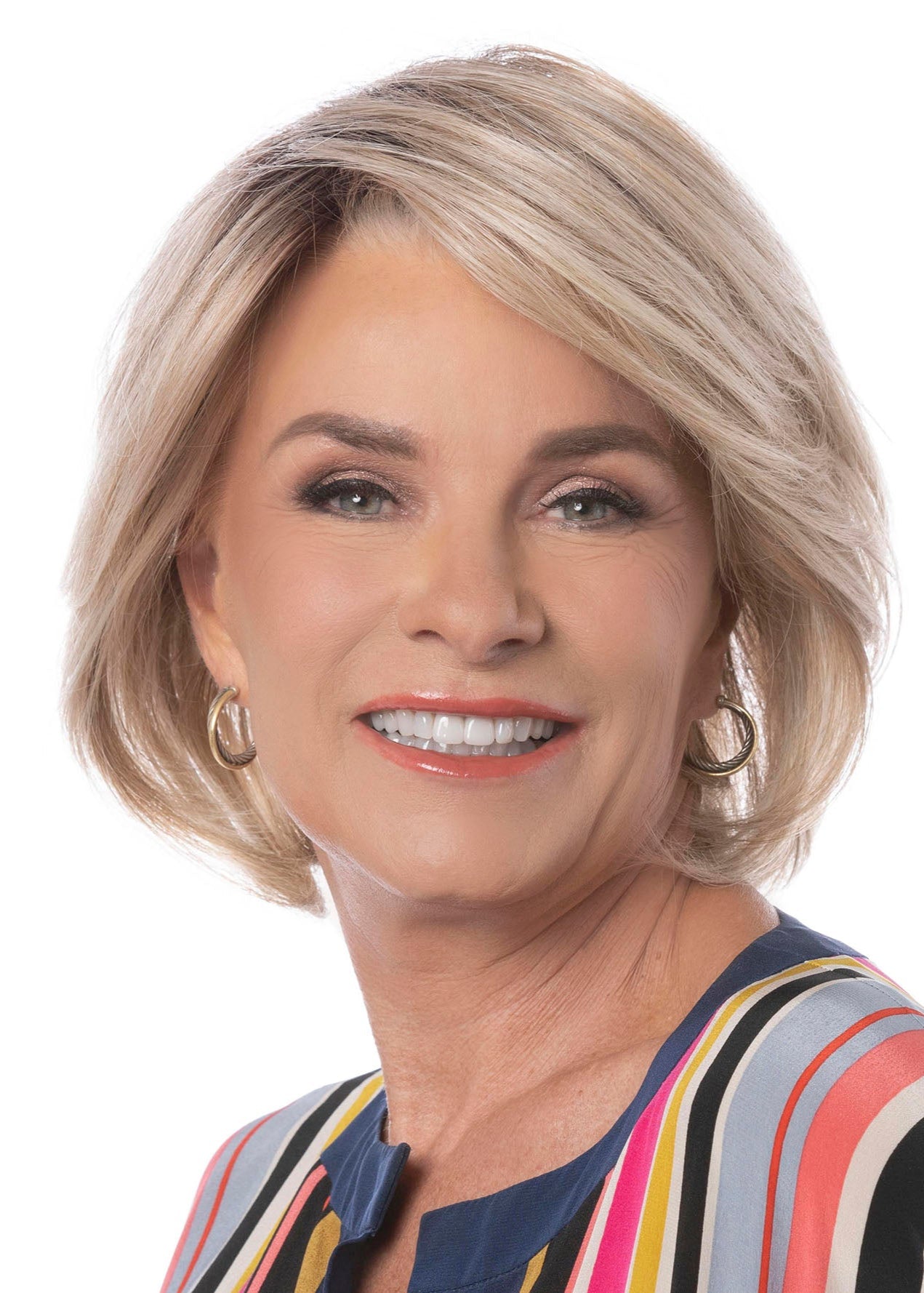 Adorable wig Toni Brattin heat friendly