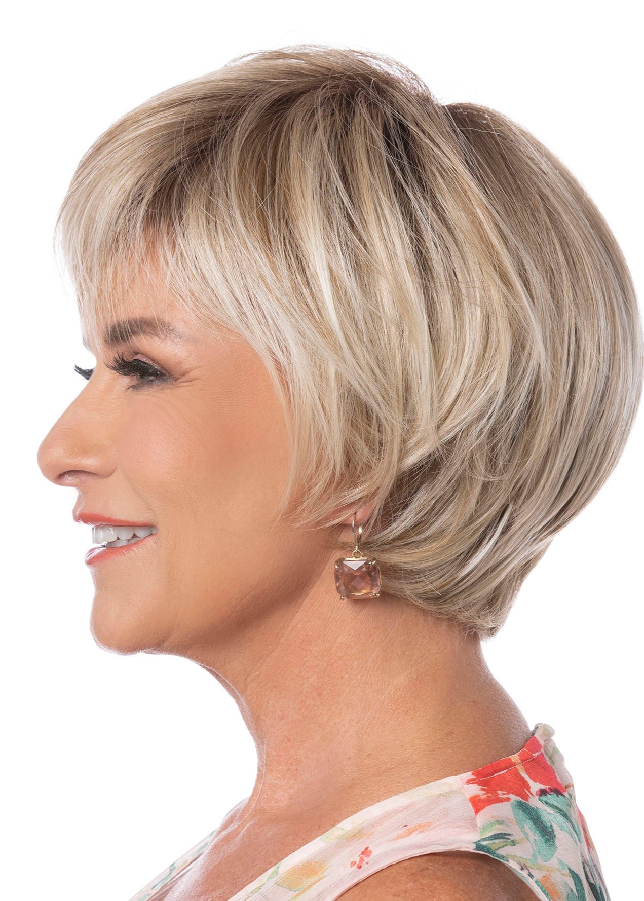Contemporary Bob wig Toni Brattin heat friendly