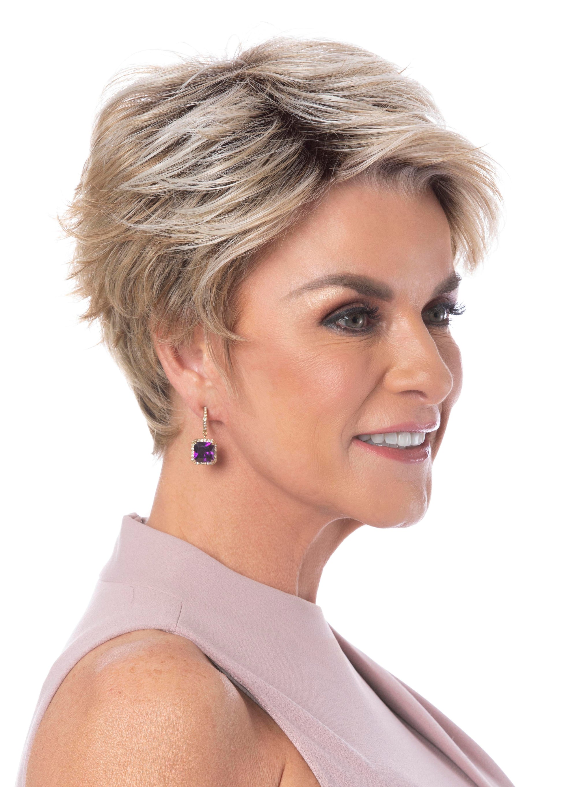 Inspiration wig Toni Brattin heat friendly