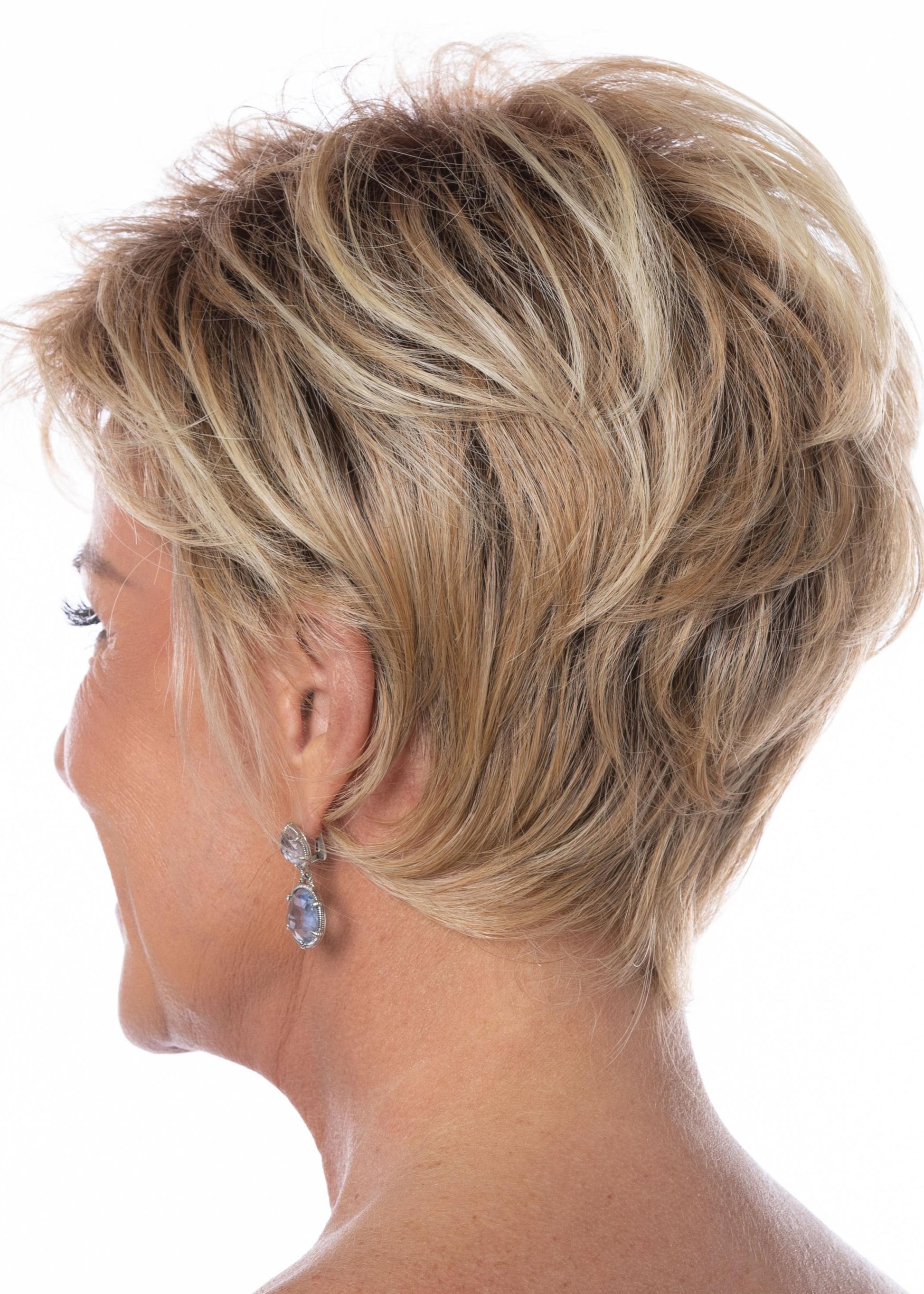 Jazzy wig Toni Brattin heat friendly