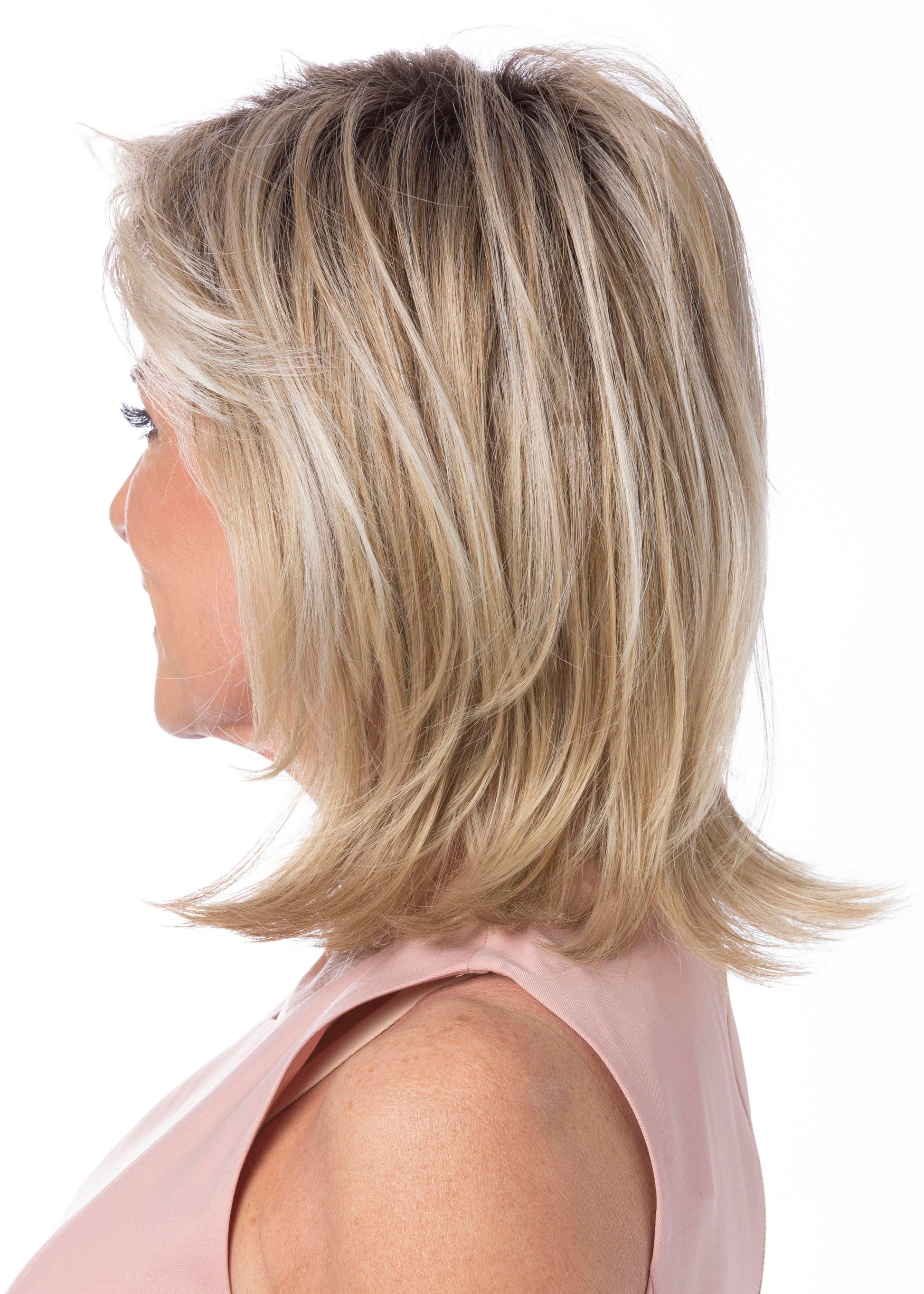 Luminous wig Toni Brattin heat friendly mid-length