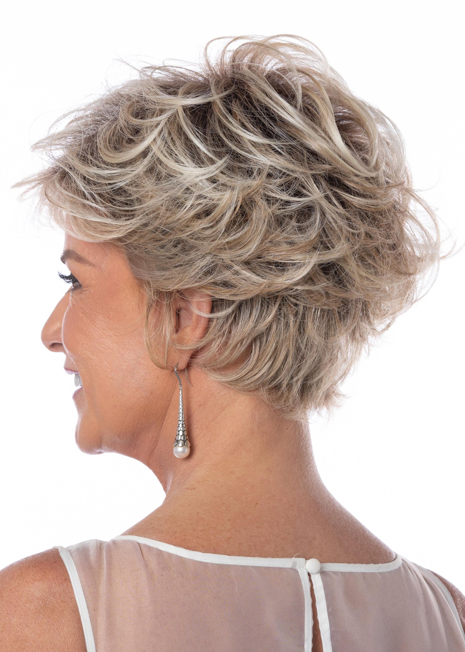 Salon Select wig Toni Brattin heat friendly