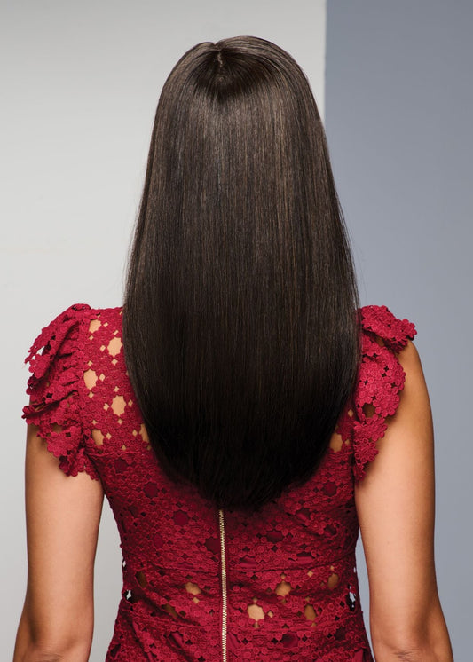 Unmatched 18-inch topper by Raquel Welch in RL2/4 Off Black