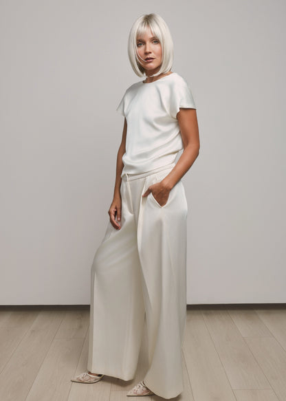 Ami by Noriko in Milky Opal-R