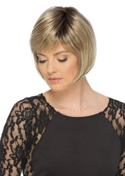 Sandra wig by Estetica in RH1488RT8