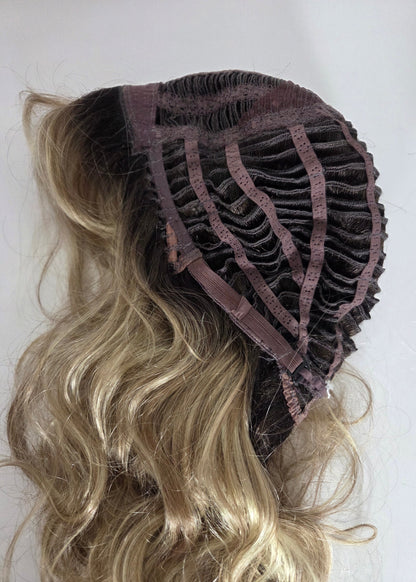 Estetica Sample Wig 28 inside