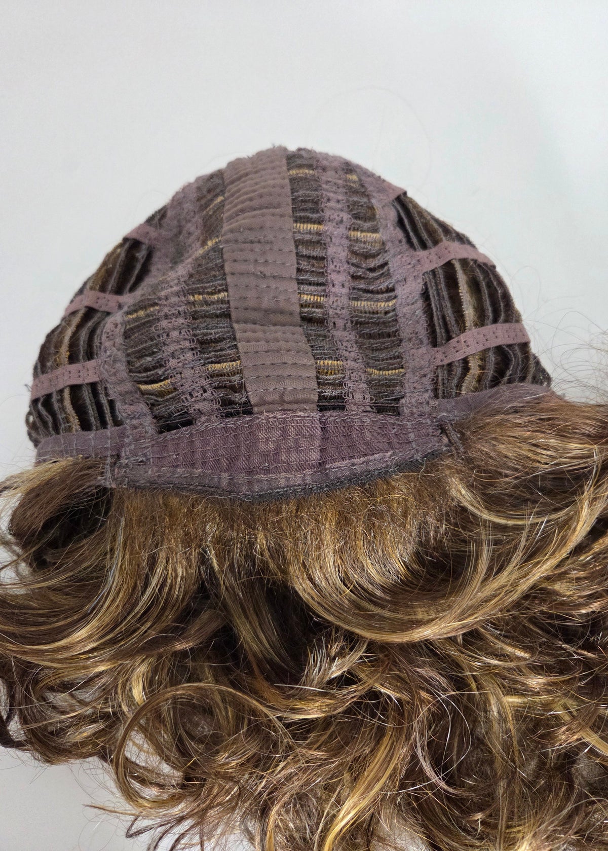Cap construction - front Estetica Sample wig 33