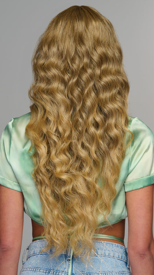 Curly Girlie wig by Hairdo
