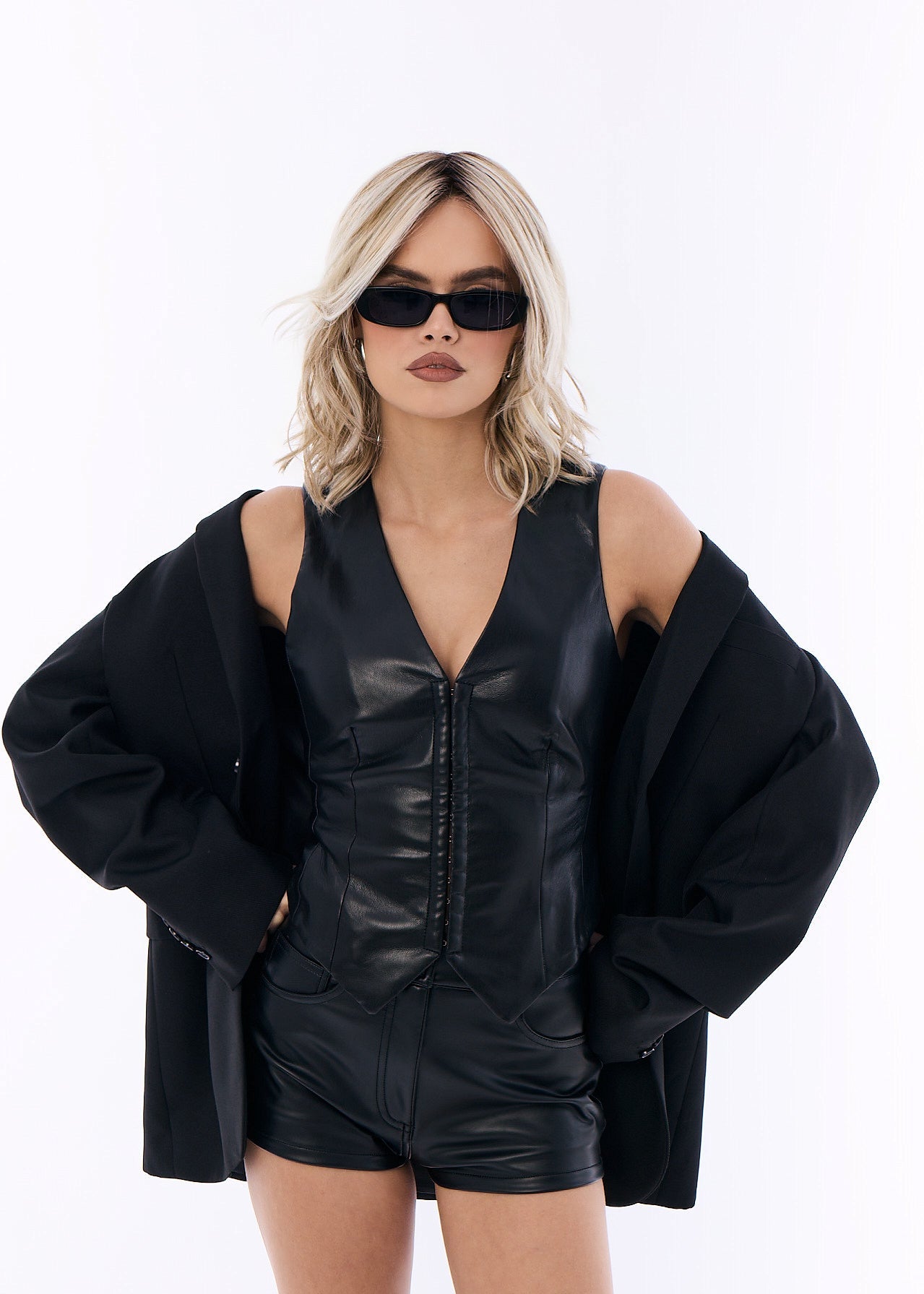 Loryn by Rene of Paris in Sea Salt Blond-R