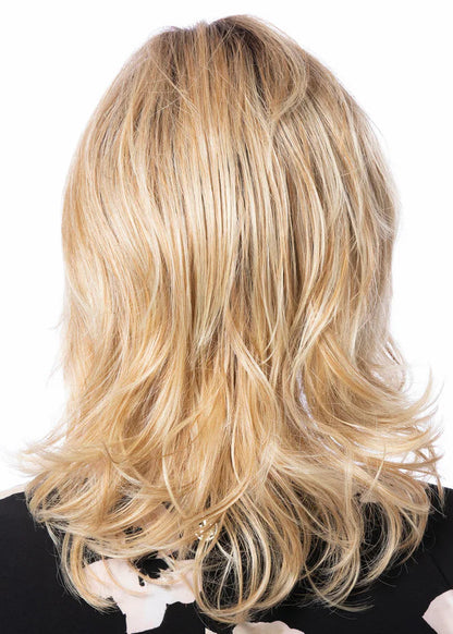 Ravishing wig by Toni Brattin