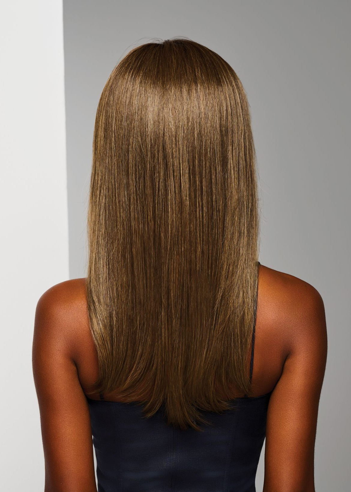 Sleek Sophistication by Raquel Welch in RL8/12SS Shaded Iced Mocha