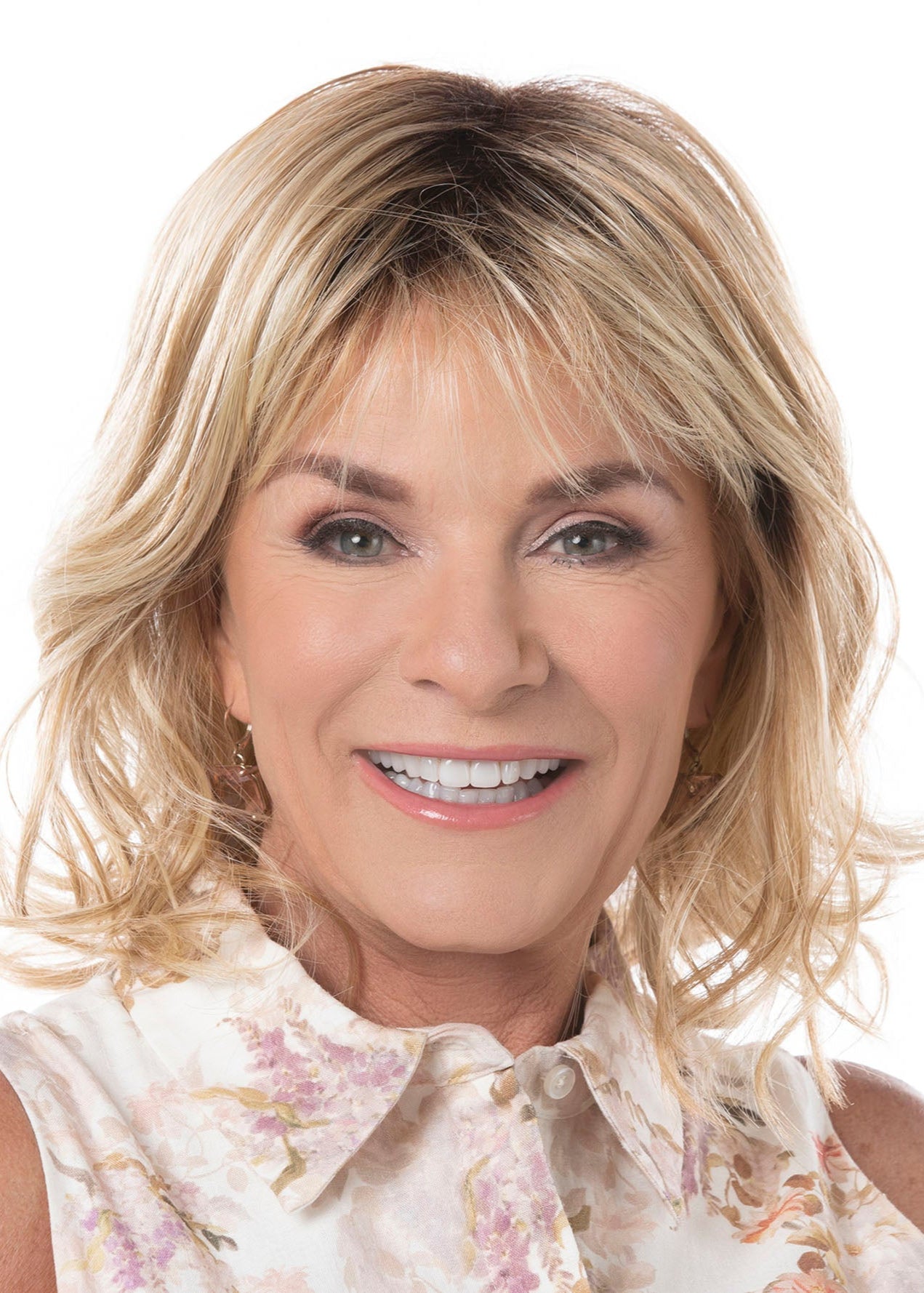 Spectacular Toni Brattin Medium Blonde heat friendly wig