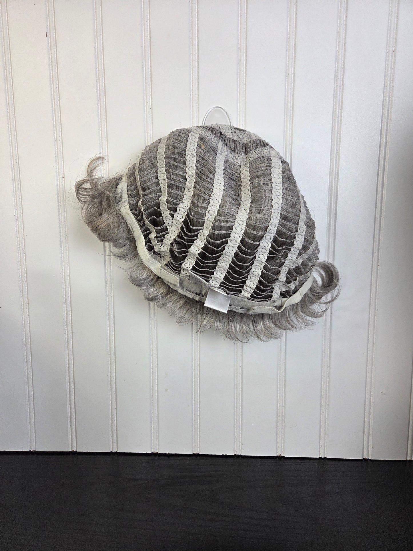 BRUSSELS *Size LARGE by Paula Young color 51B - GENTLY LOVED