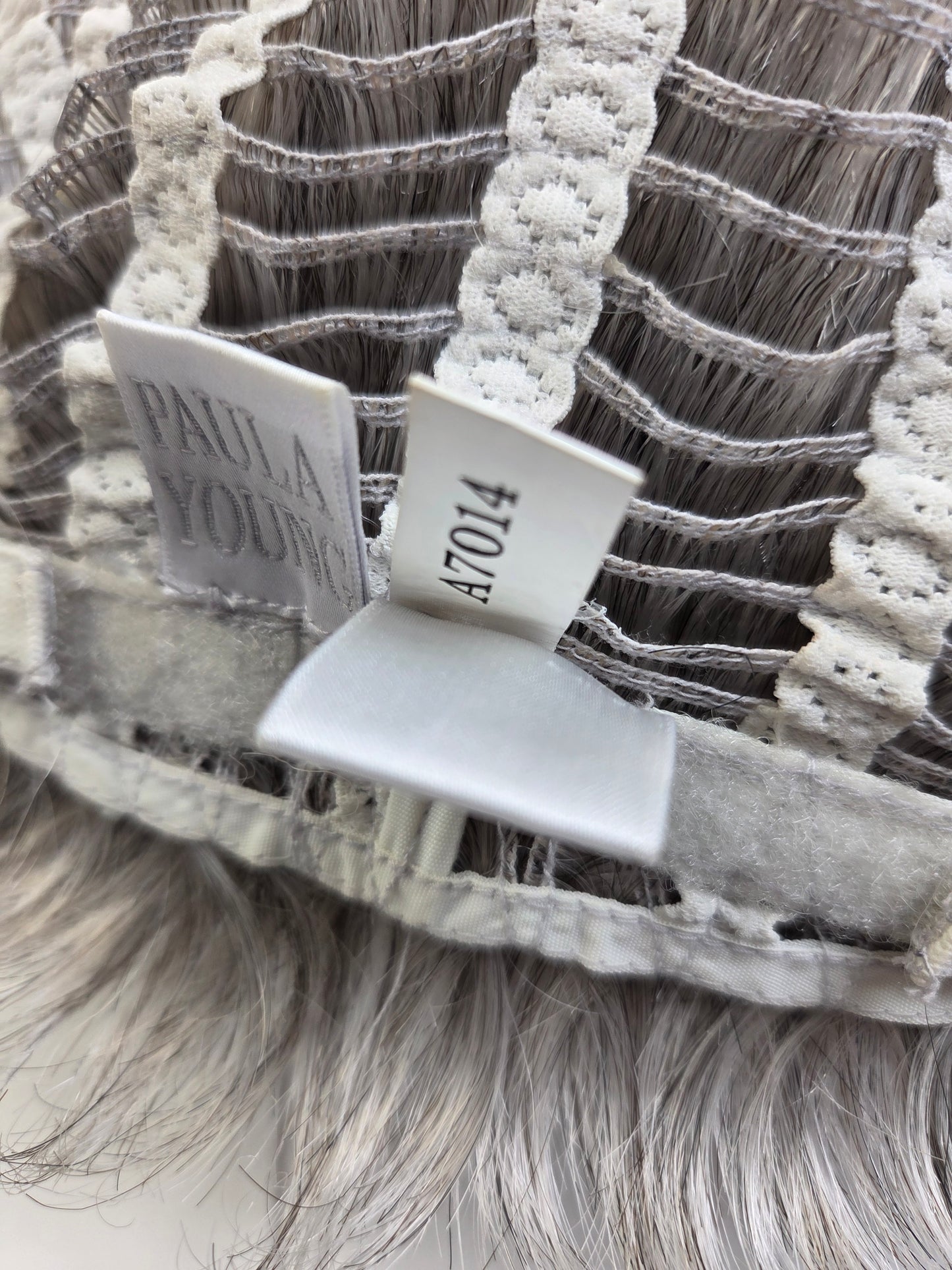 BRUSSELS *Size LARGE by Paula Young color 51B - GENTLY LOVED